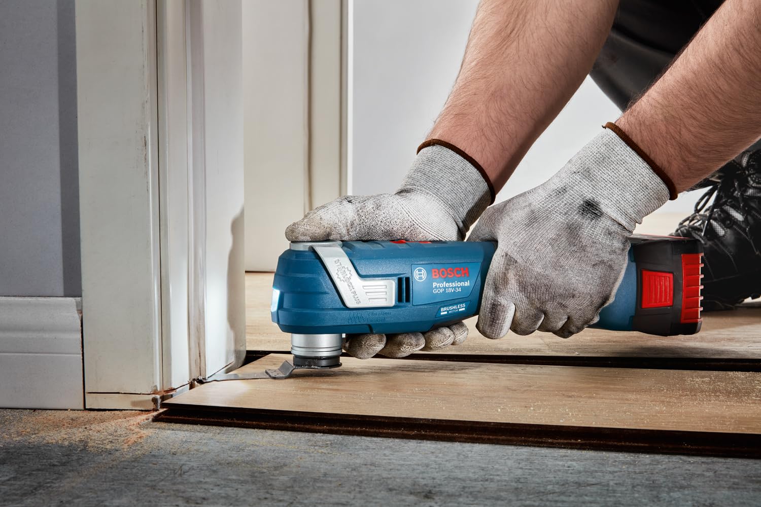 bosch-professional-18v-system-akku-multi-cutter-gop-18v-34-b-rstenlos-vibration- image 4