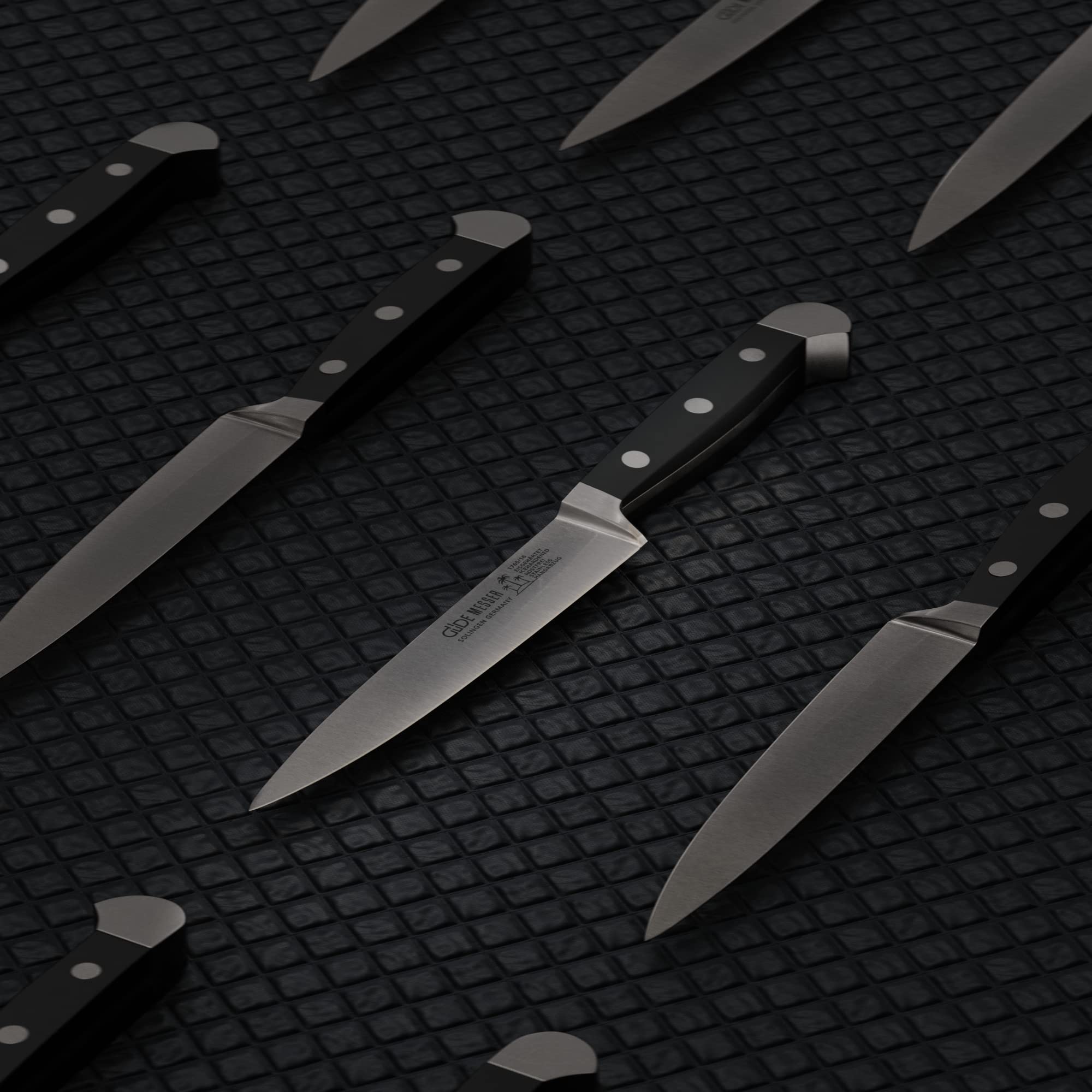 g-de-1765-16-alpha-zubereitungsmesser-16-cm-geschmiedet-doppelkropf-pom-griff-sc image 4