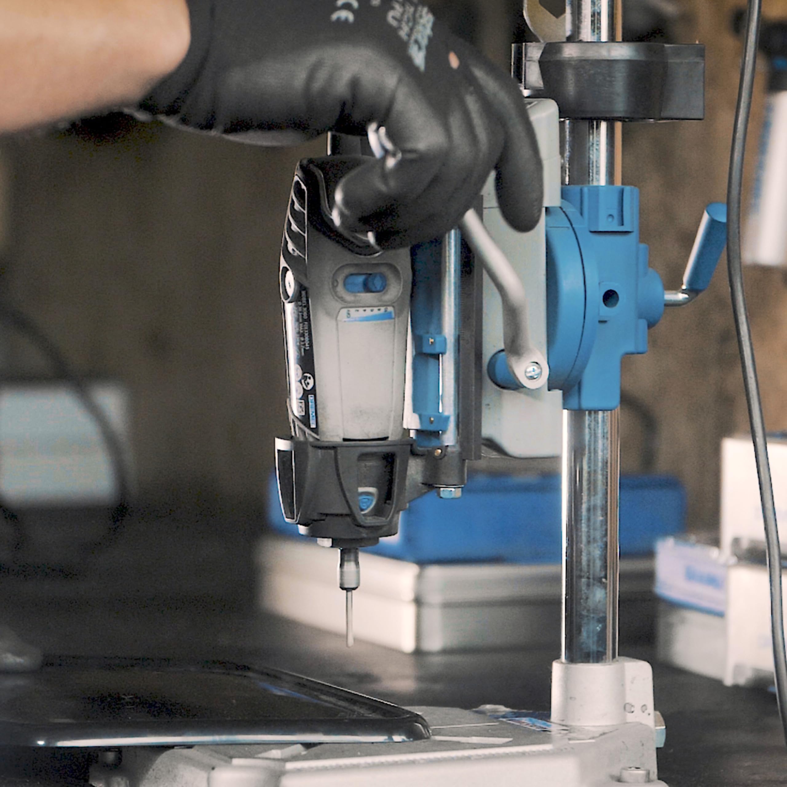 dremel-220-werkstattstation-bohr-und-werkzeugst-nder-f-r-multifunktionswerkzeug- image 4