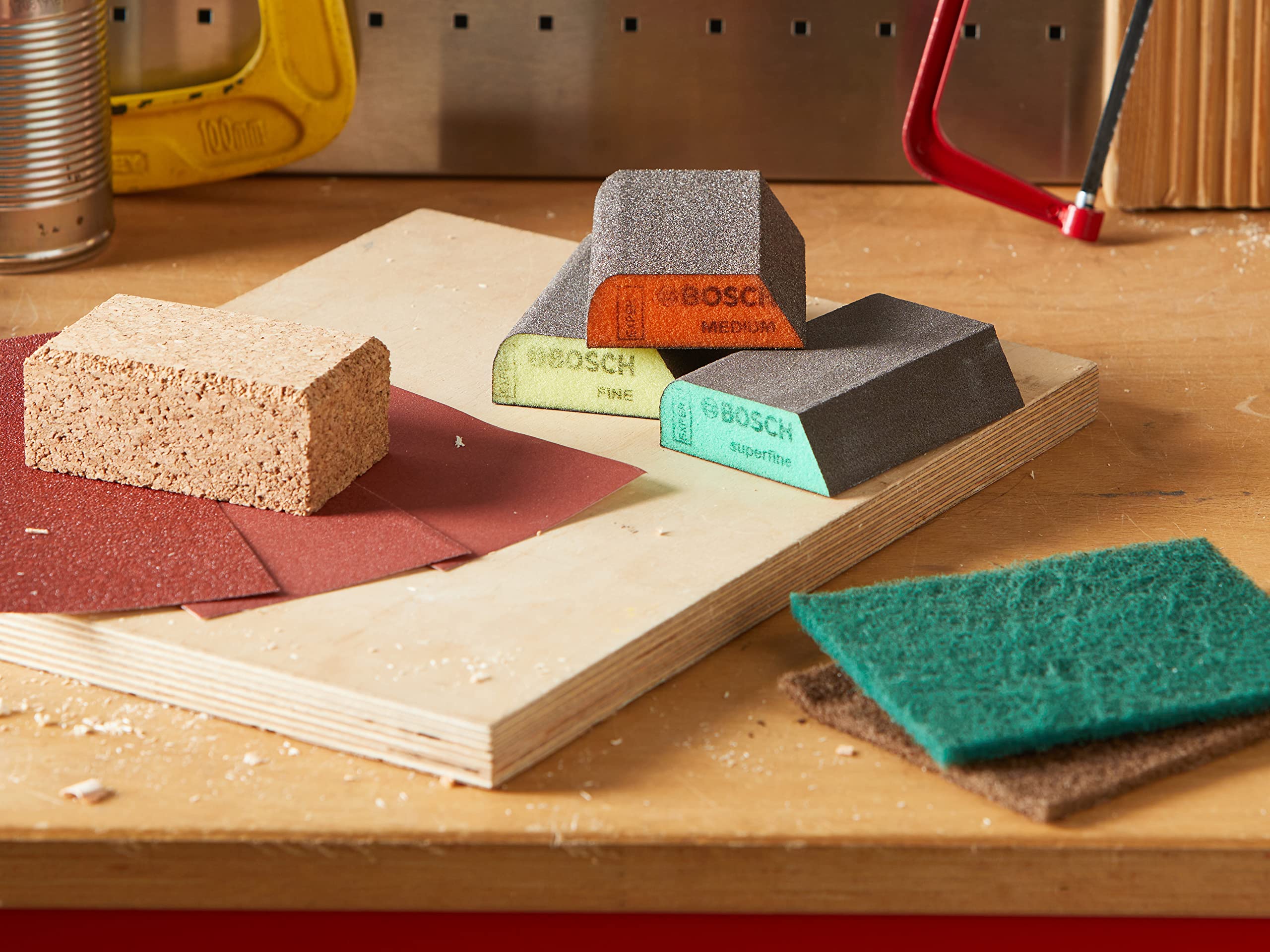 bosch-accessories-15-teiliges-projektbox-set-schleifmittel-f-r-holz-farbe-und-me image 8