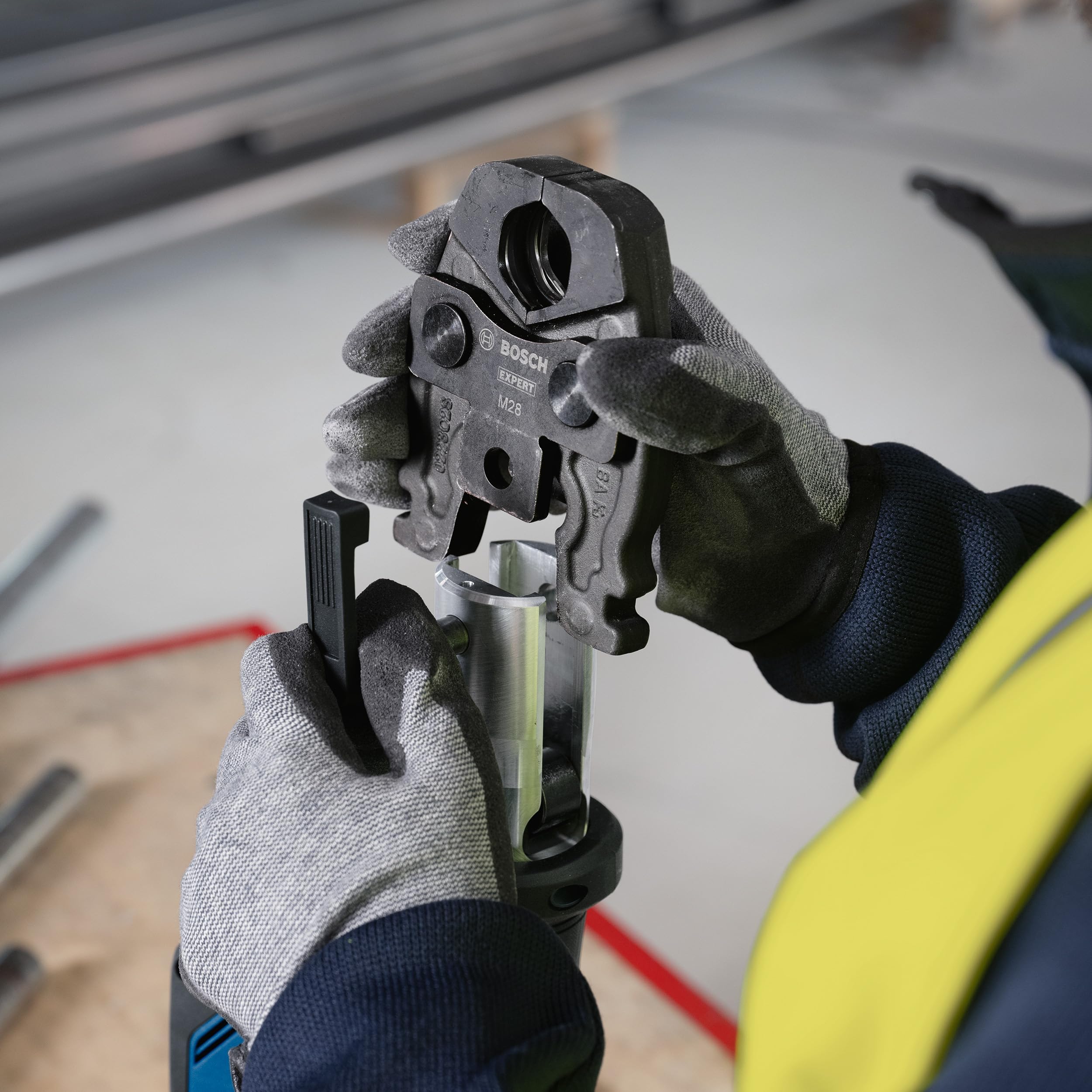 bosch-professional-gpt-18v-19-akku-presswerkzeug-18v-system-19-kn-360-drehbarer- image 3